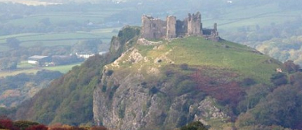 Picture of Carreg Cennen Castle to represent children's activities and services in South Wales